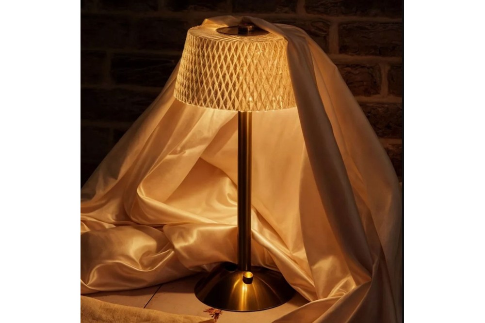 Λάμπα Επιτραπέζια Αφής Επαναφορτιζόμενη Metal 14,5x29cm. Λάμπα Επιτραπέζια Αφής Επαναφορτιζόμενη Metal 14,5x29cm.