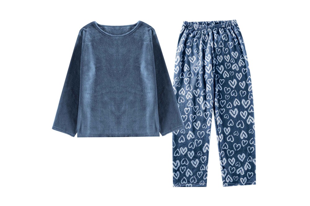 Πυτζάμα Γυναικεία Βελούδινη Blue Heart Extra Large Πυτζάμα Γυναικεία Βελούδινη Blue Heart Extra Large