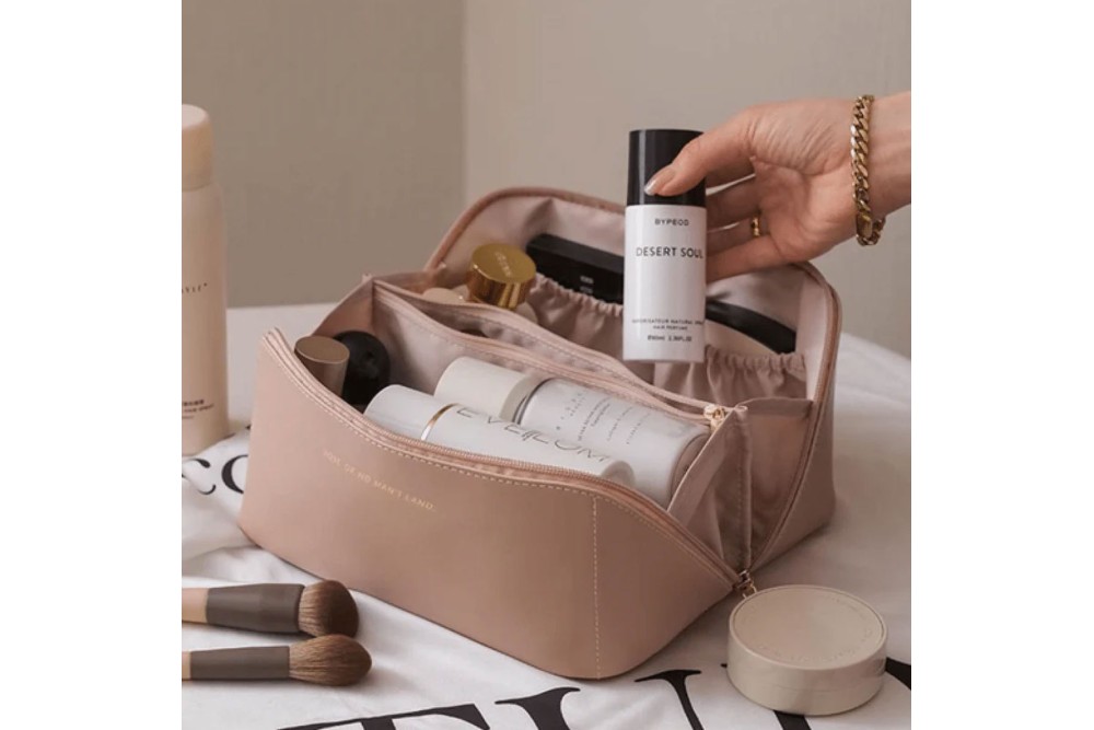 Νεσεσέρ Δερματίνη με Φερμουάρ 25x12x12cm 3 Χρώματα