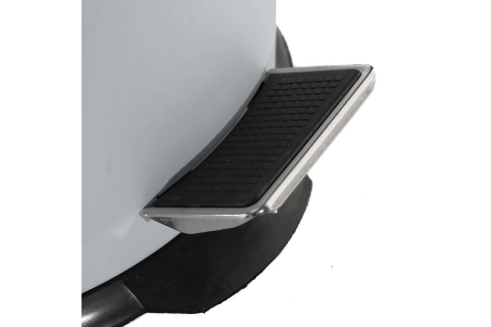 ΠΕΤΑΛ ΜΕΤΑΛΛΙΚΟ 5LT ΜΑΥΡΟ/ΛΕΥΚΟ ΜΕ ΧΑΛΚΙΝΟ ΚΑΠΑΚΙ Νο32809 20x28cm