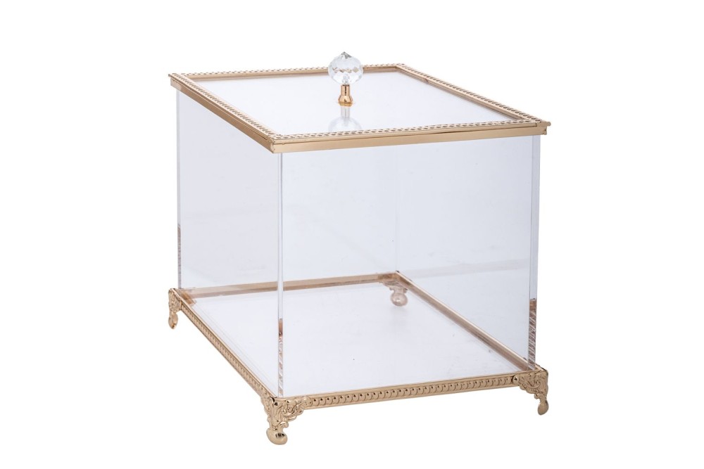 ΚΟΥΤΙ ΣΕ ΧΡΥΣΗ ΜΕΤΑΛΛΙΚΗ ΒΑΣΗ ΜΕ ΚΑΠΑΚΙ 15Χ15Χ20ΕΚ  ΚΑΙ PLEXIGLASS