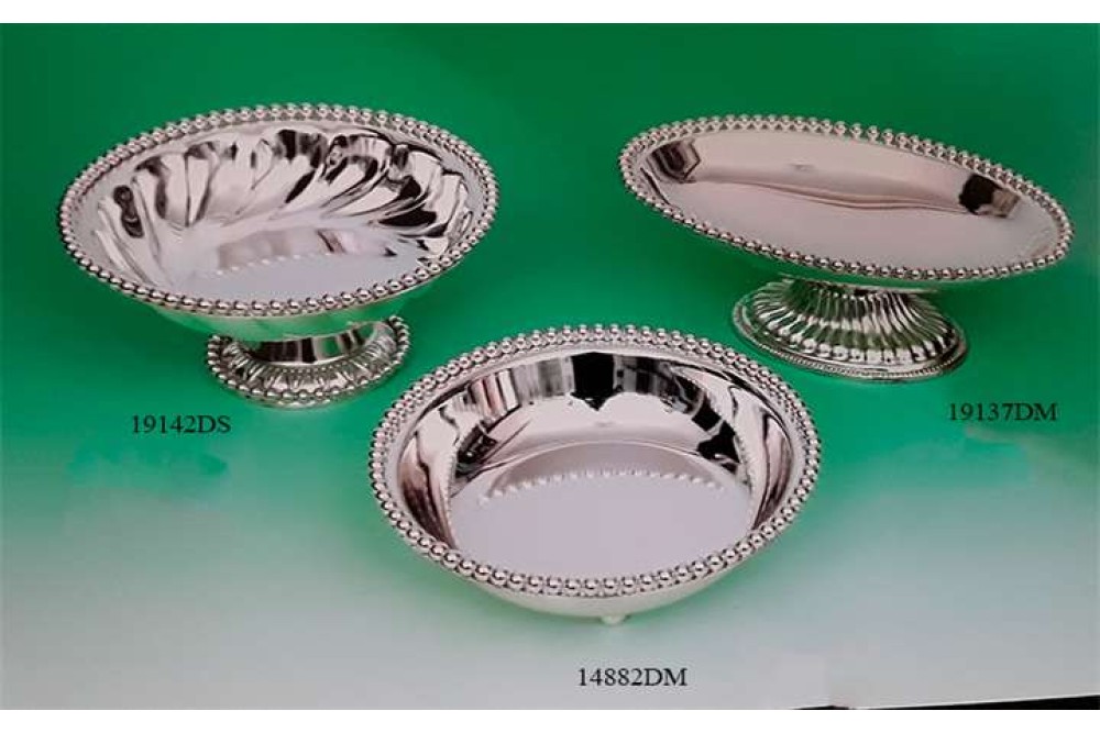 Επάργυρο Κουπ Λακαριστό Στρογγυλό Σφυρίλατο 20,5x20,5x4,5cm