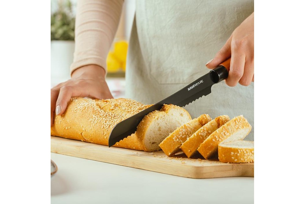 Ατσάλινο μαχαίρι ψωμιού "Nature" με ξύλινη λαβή και αντικολλητική επίστρωση 32cm Ατσάλινο μαχαίρι ψωμιού "Nature" με ξύλινη λαβή και αντικολλητική επίστρωση 32cm