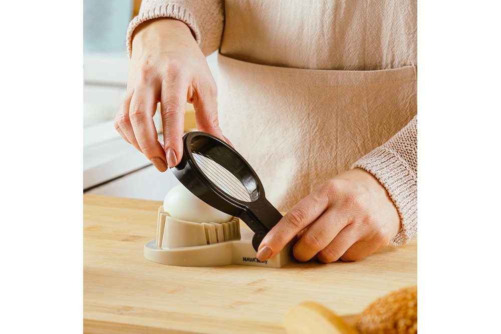 Αυγοκόφτης πλαστικός "Misty" με ανοξείδωτο πλέγμα 12cm Αυγοκόφτης πλαστικός "Misty" με ανοξείδωτο πλέγμα 12cm