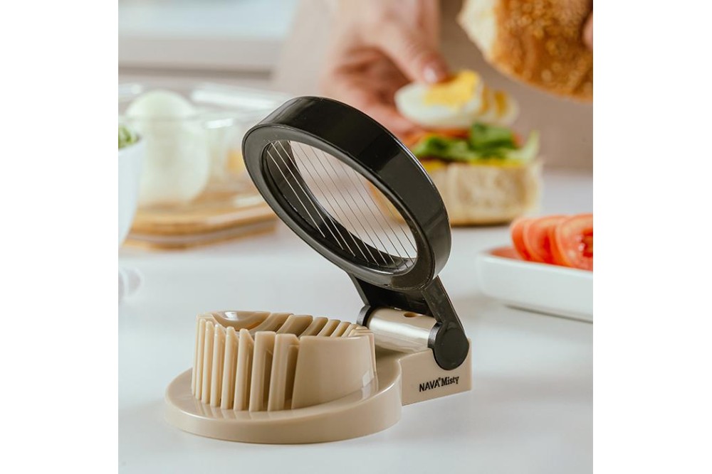 Αυγοκόφτης πλαστικός "Misty" με ανοξείδωτο πλέγμα 12cm Αυγοκόφτης πλαστικός "Misty" με ανοξείδωτο πλέγμα 12cm