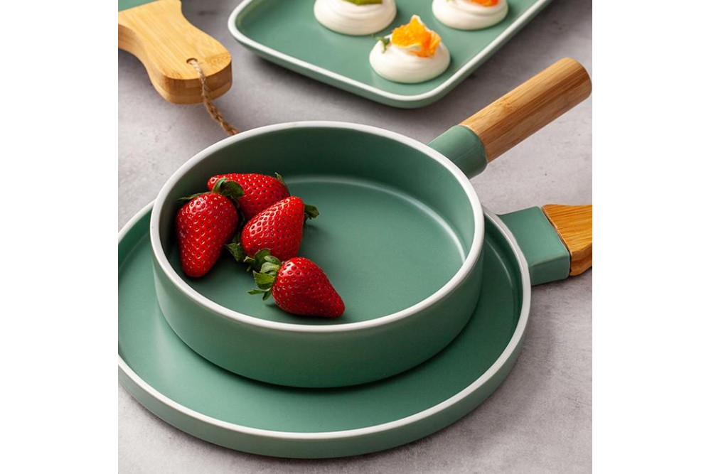 Πιατέλα "Terrestrial" πορσελάνινη με χερούλι από ξύλο bamboo 35cm