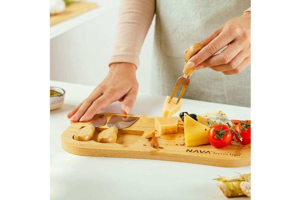 Ξύλινη επιφάνεια κοπής τυριών "Terrestrial" 33cm