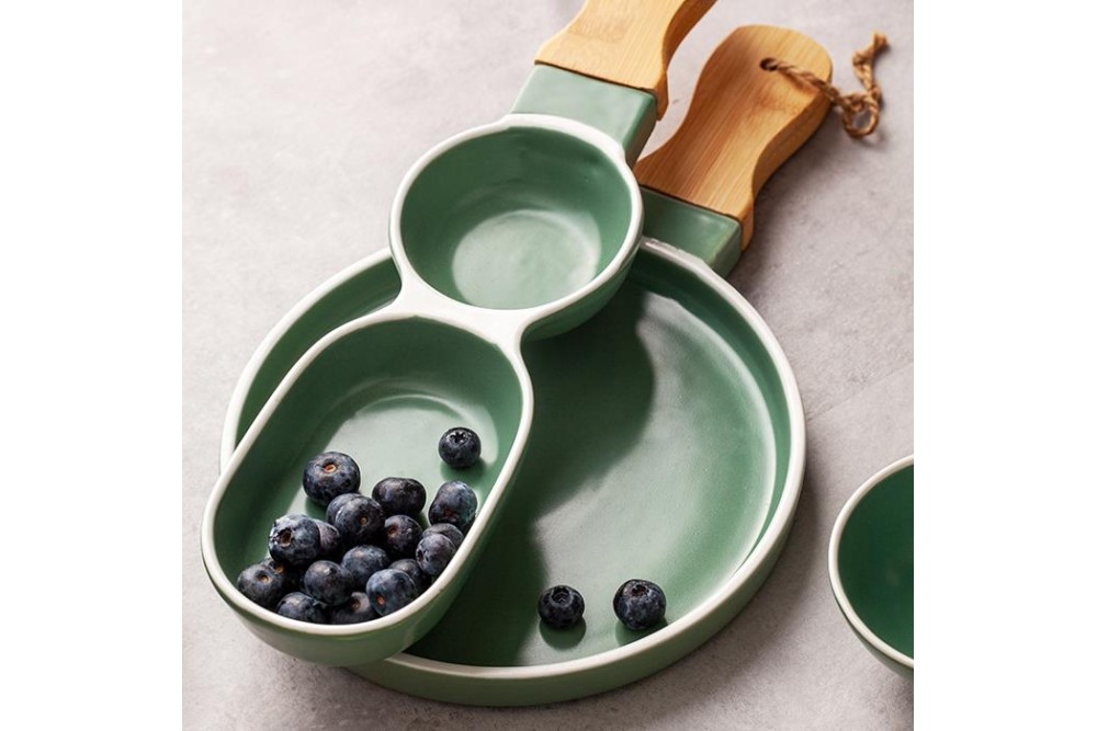 Πιατέλα "Terrestrial" πορσελάνινη με χερούλι από ξύλο bamboo 40cm Πιατέλα "Terrestrial" πορσελάνινη με χερούλι από ξύλο bamboo 40cm