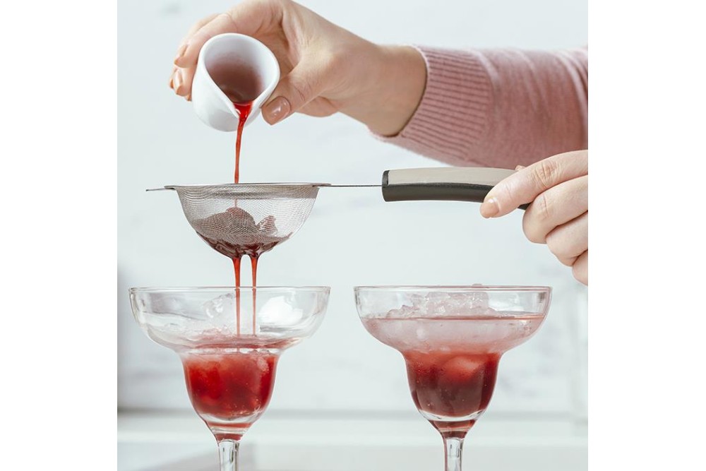 Ανοξείδωτο σουρωτήρι "Misty" 25cm Ανοξείδωτο σουρωτήρι "Misty" 25cm