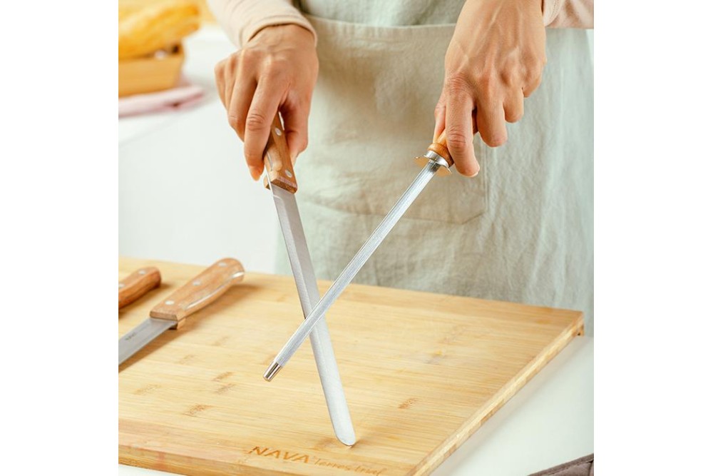 Aνοξείδωτο ατσάλινο ακονιστήρι μαχαιριών "Terrestrial" με ξύλινη λαβή 30.5cm Aνοξείδωτο ατσάλινο ακονιστήρι μαχαιριών "Terrestrial" με ξύλινη λαβή 30.5cm